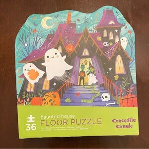 Crocodile Creek Haunted House Floor Puzzle EUC